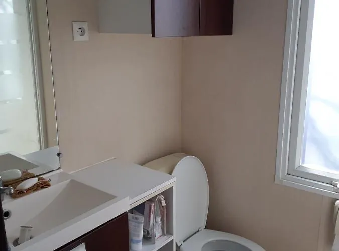 Mobilhome Agreable Sans Draps Ni Serviettes Port-la-Nouvelle